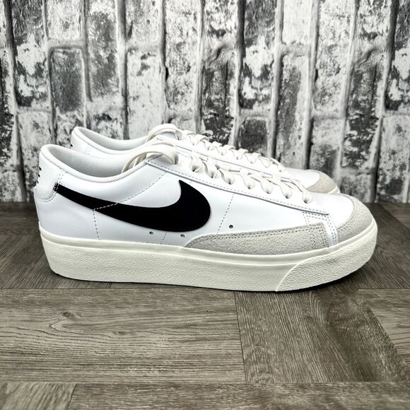Nike Women's Blazer Low Platform DJ0292-101 size 11 White/Black Causal S… - Picture 1 of 8